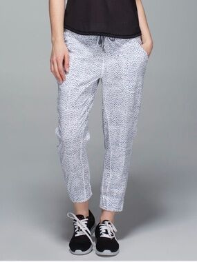 Lululemon Tearaway Pants in the Dottie Dash White Black patter